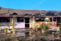 1760700708938-bangunan-tk-khodijah-di-metro-lampung-ludes-terbakar-1760672581171_169