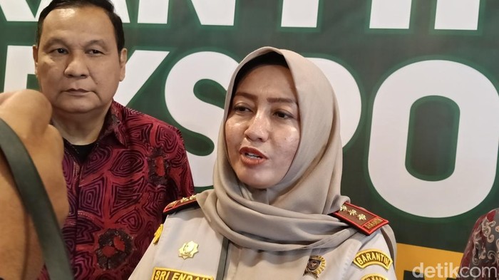 1761391846649-kepala-balai-karantina-sumsel-sri-endah-ekandari-1761319544503_169
