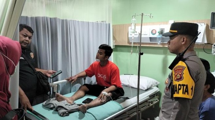 1761629711977-tim-identifikasi-dan-spkt-polrestabes-palembang-sedang-mengambil-keterangan-korban-begal-1761612049811_169