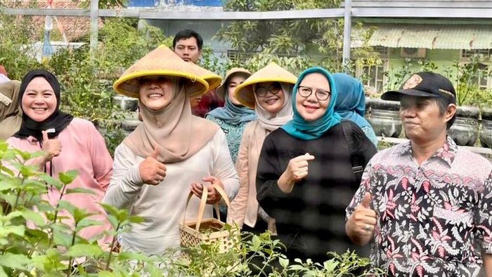 1761716408989-kwt-binaan-pertamina-patra-niaga-sumbagsel-yang-meraih-juara-lomba-gsmp-menyala-1761659250710_169