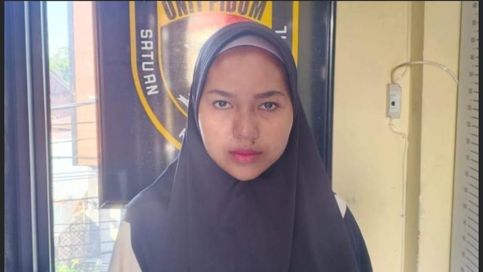 1761737802353-pelaku-penggelapan-uang-perusahaan-di-lubuklinggau-1761715995132_169