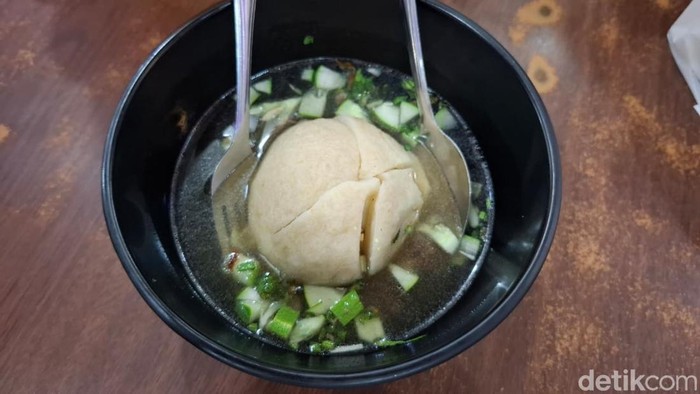 1761889292900-model-palembang-1761829730960_169