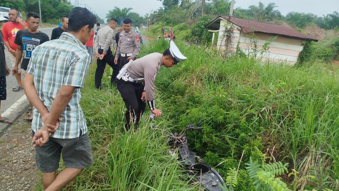 1762342528751-kecelakaan-di-mutara-1762332367571_169