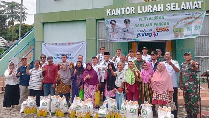 1762450462576-penyaluran-pangan-murah-1762430703890_169