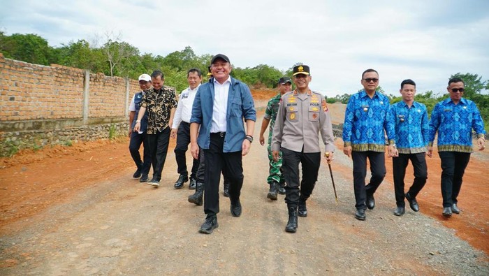 1762471103016-tinjau-jalan-1762431491201_169