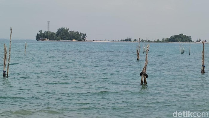 1762515246465-ilustrasi-banjir-rob-1_169