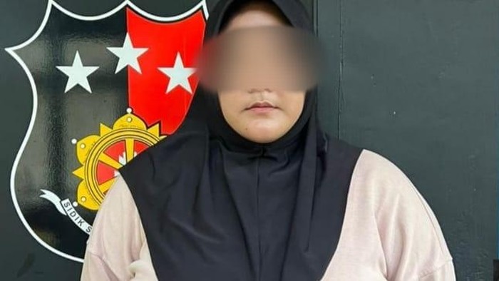 1762515437676-curi-uang-teman-1762490582784_169