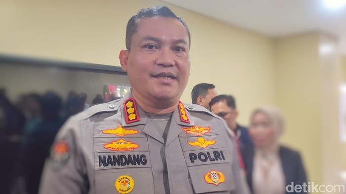 1763055252257-kabid-humas-polda-sumsel-kombes-nandang-mukmin-wijaya-1759303225026_169