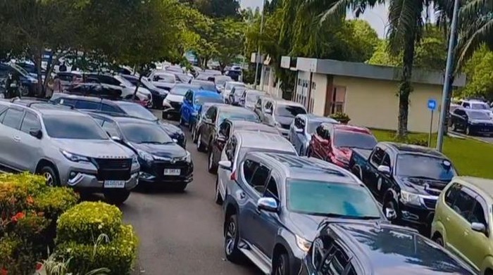 1763184423127-pembayaran-parkir-nontunai-1763177459226_169