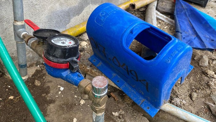 1763227733287-ilustrasi-meteran-air-pdam-parepare-1747705819797_169