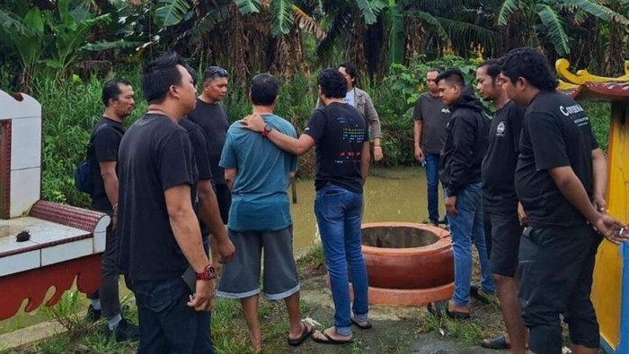 1763271018440-pria-sambas-tembak-residivis-hingga-tewas-karena-marah-anjing-diracun-1763215008541_169