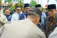 1763292657205-menteri-desa-pembangunan-daerah-tertinggal-dan-transmigrasi-mendes-pdtt-ri-yandri-susanto-kembali-bertandang-ke-bengkulu-1763282154774_169