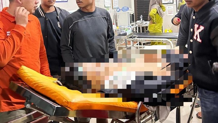 1763314130667-korban-saat-dibawa-ke-rumah-sakit-1763296369275_169