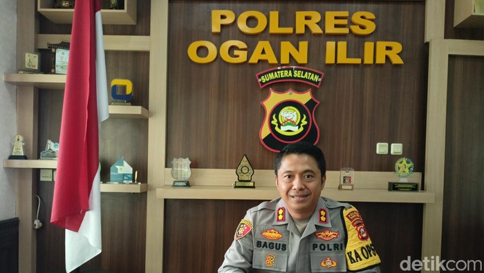 1763335354639-kapolres-ogan-ilir-akbp-bagus-suryo_169