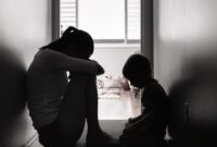 1763357880043-ilustrasi-kekerasan-ibu-dan-anak_169