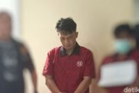 1763400948202-cik-agus-buronan-bandar-narkoba-diamankan-polisi-1763370023982_169