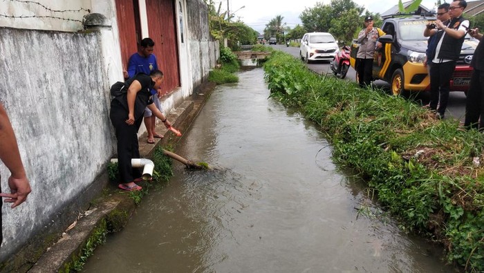 1763444127352-wanita-lansia-tewas-di-irigasi-1763384866809_169