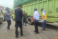 1763485535813-gubernur-sumsel-herman-deru-saat-meninjau-jalintim-palembang-betung-1763448857705_169