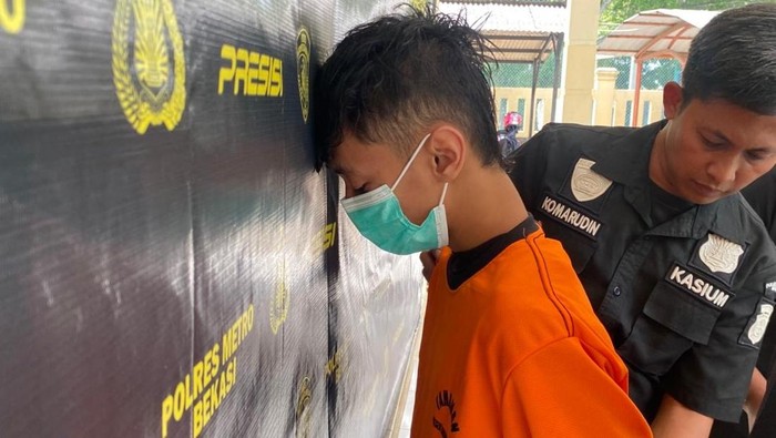 1763636737779-pelaku-pencurian-di-bekasi-dok-ist-1763612804287_169