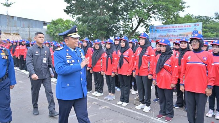 1763831132150-wali-kota-jambi-maulana-1763807343930_169