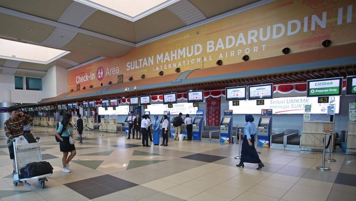 1764263148165-suasana-di-bandara-smb-ii-palembang-1745116176976_169