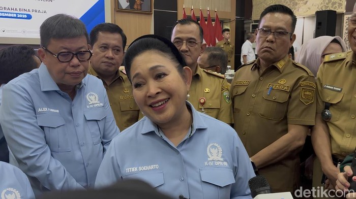 1764738368332-ketua-komisi-iv-dpr-ri-titiek-soeharto-1764687393097_169