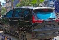 1765105553808-saat-anggota-satlantas-polrestabes-palembang-melakukan-olah-tkp-di-lokasi-kejadian-1765092864720_169