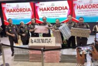 1765278341836-kejati-bengkulu-merilis-uang-negara-yang-diselamatkan-dari-kasus-korupsi-1765266821511_169