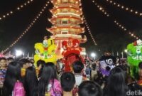 1765429583026-suasana-pulau-kemaro-di-malam-puncak-perayaan-cap-go-meh-senin-1022025_169