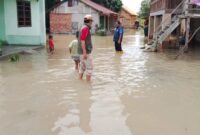 1765710343564-banjir-di-wilayah-muara-enim-menyebabkan-ratusan-jiwa-terdampak-1765694141726_169