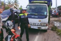 1765775153235-polisi-lakukan-oleh-tkp-kecelakaan-di-muara-enim-1765760503417_169