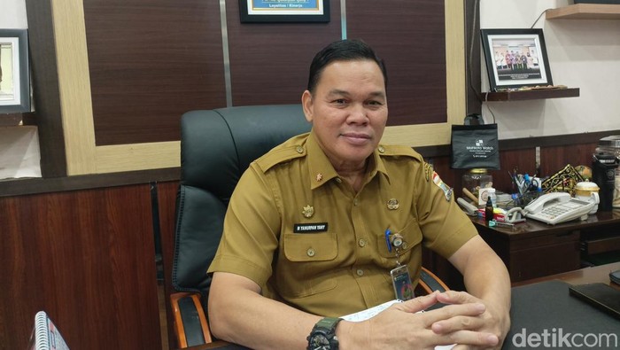 1766099083962-kepala-bkpsdm-kota-palembang-yanuarpan-yani-1766079016400_169