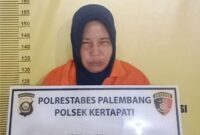 1766639142596-wanita-paruh-baya-diamankan-warga-usai-kedapatan-mencopet-di-pasar-sunan-palembang-1766573255845_169