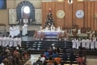 1766682329862-suasana-misa-natal-di-gereja-santo-yoseph-palembang-1766664593357_169