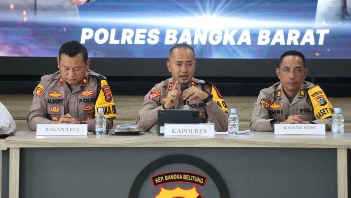 1767092777349-kapolres-babar-akbp-pradana-aditya-nugraha-1767080024290_169