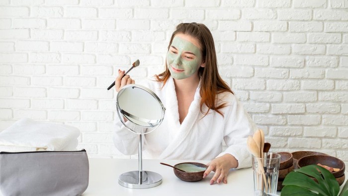 1767546301164-ilustrasi-masker-1744273904949_169