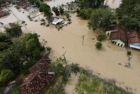 1767978335720-banjir-di-wilayah-oku-timur-meluas-ke-4-kecamatan-1767967882508_169