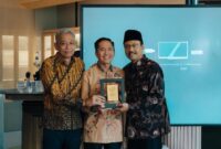 1768496755751-wali-kota-palembang-ratu-dewa-bertemu-menteri-sosial-republik-indonesia-saifullah-yusuf-1768467988265_169