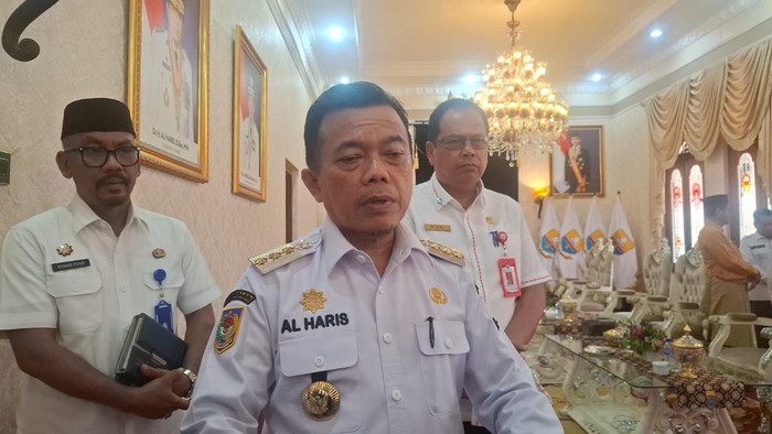 1769079964895-gubernur-jambi-al-haris-1769056218432_169